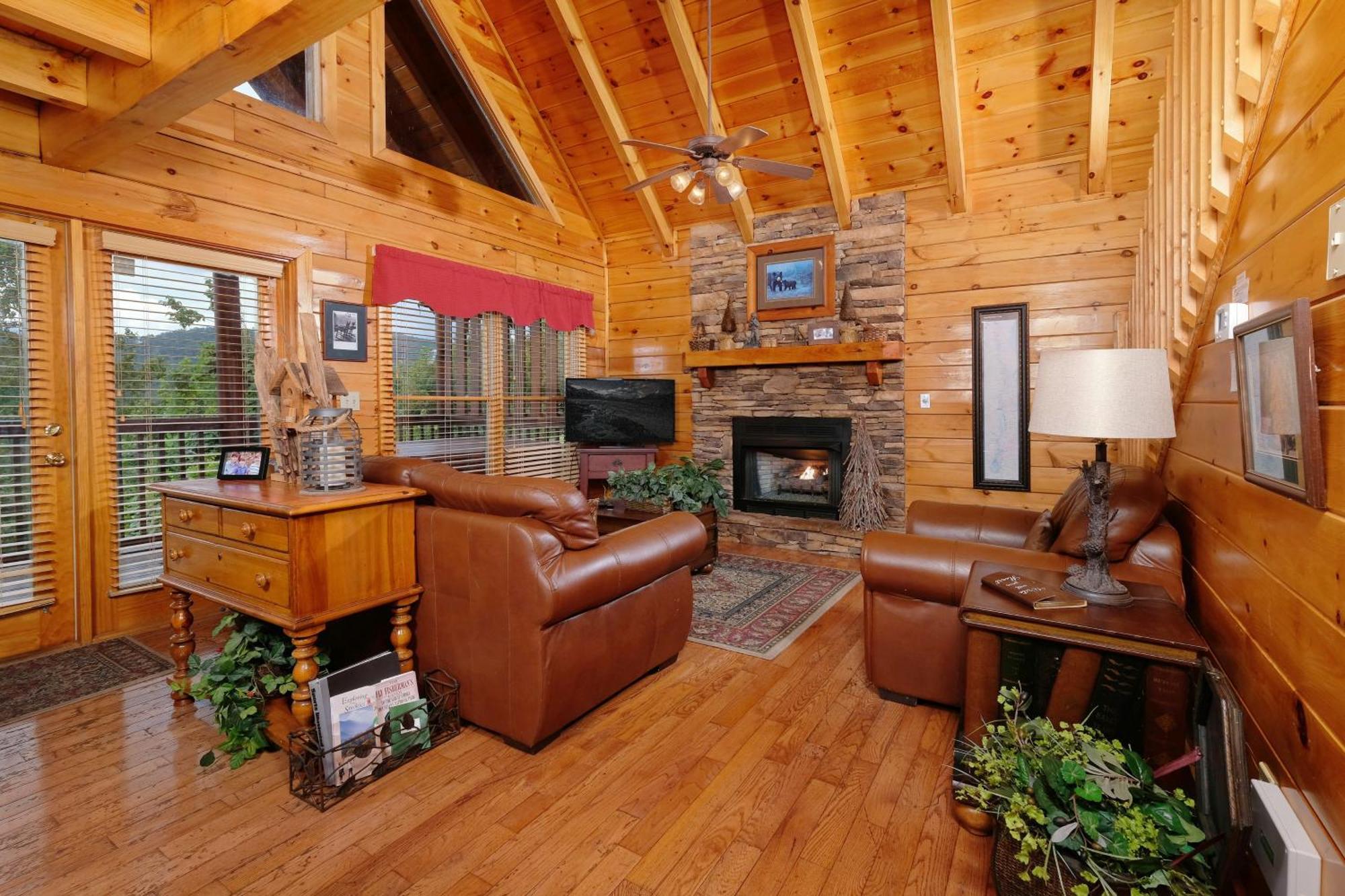 Higher Ground Pigeon Forge Bagian luar foto