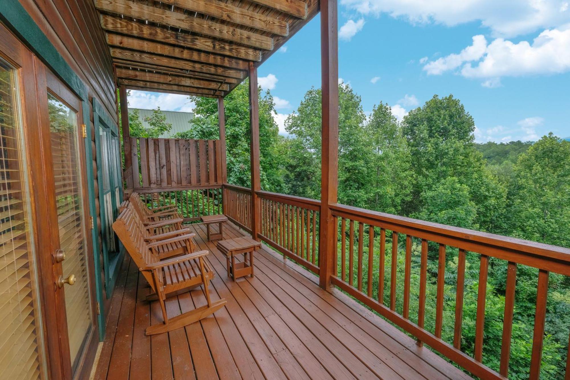 Higher Ground Pigeon Forge Bagian luar foto